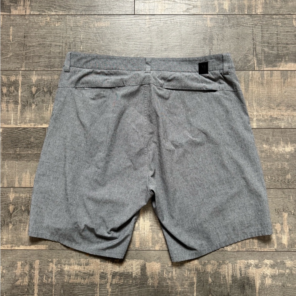 Vuori Men's Charcoal Shorts - Picture 4 of 6